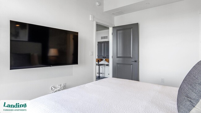 Building Photo - 221 Main St N