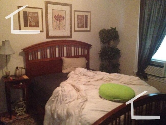 Foto del edificio - Two bedroom in Brighton - September 1st