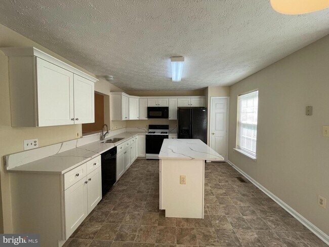 Foto del edificio - 108 Park Cove Dr