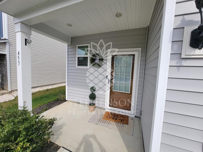 Building Photo - Nearly New Home in Blythewood