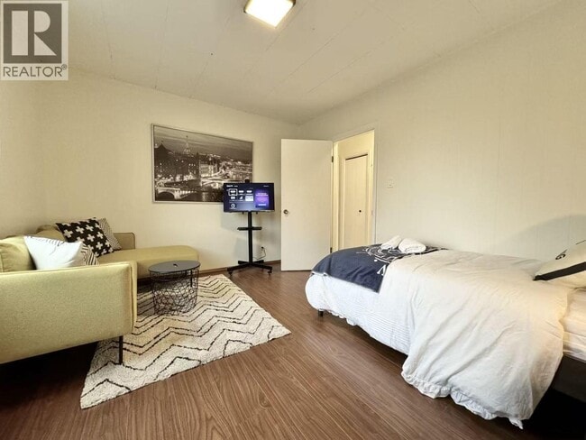 Photo du bâtiment - 1336 E 11th Ave