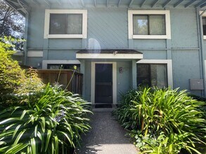 Building Photo - 1144 Callas Ln
