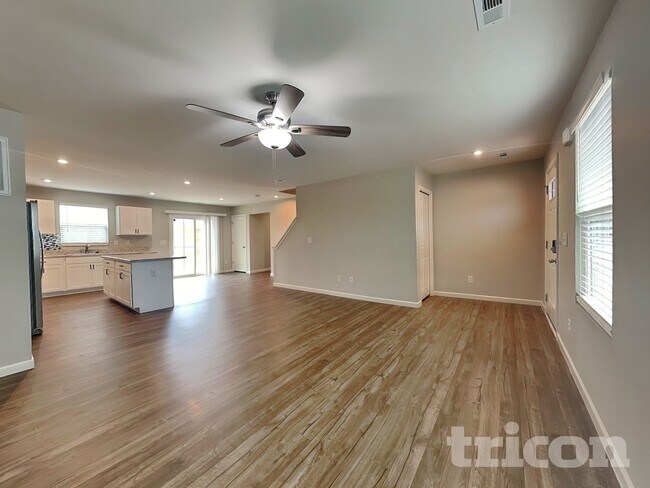 Foto del edificio - 1163 Concord Springs Dr