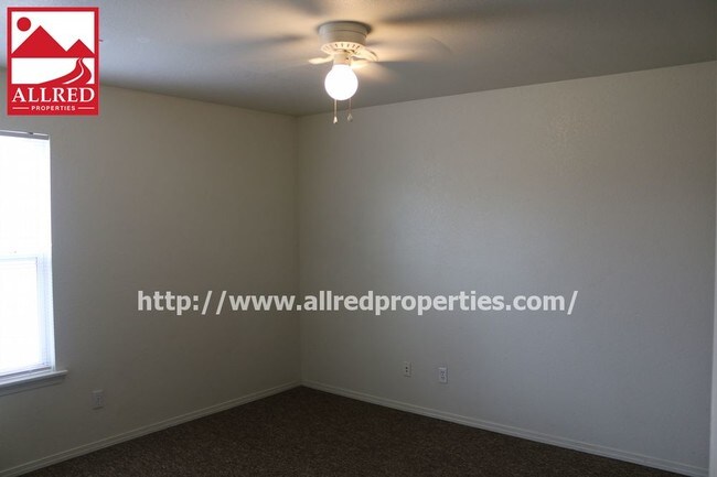 Building Photo - Elkins Duplex for Rent