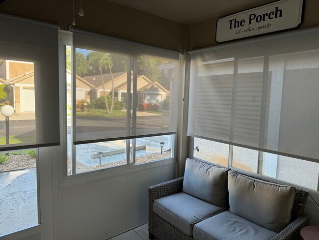 Foto del edificio - 22161 Tallwood Ct