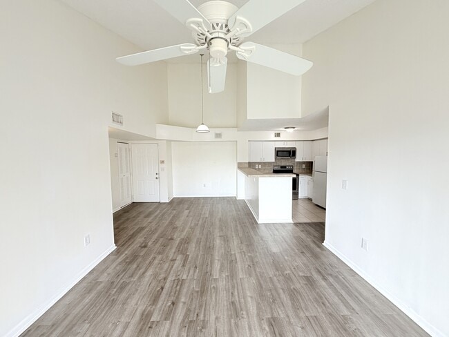 Building Photo - 1749 Village Blvd