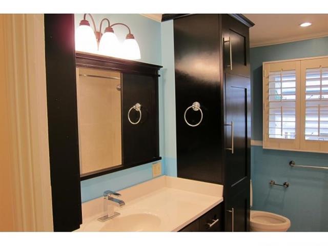 Building Photo - 4197 Huanui St