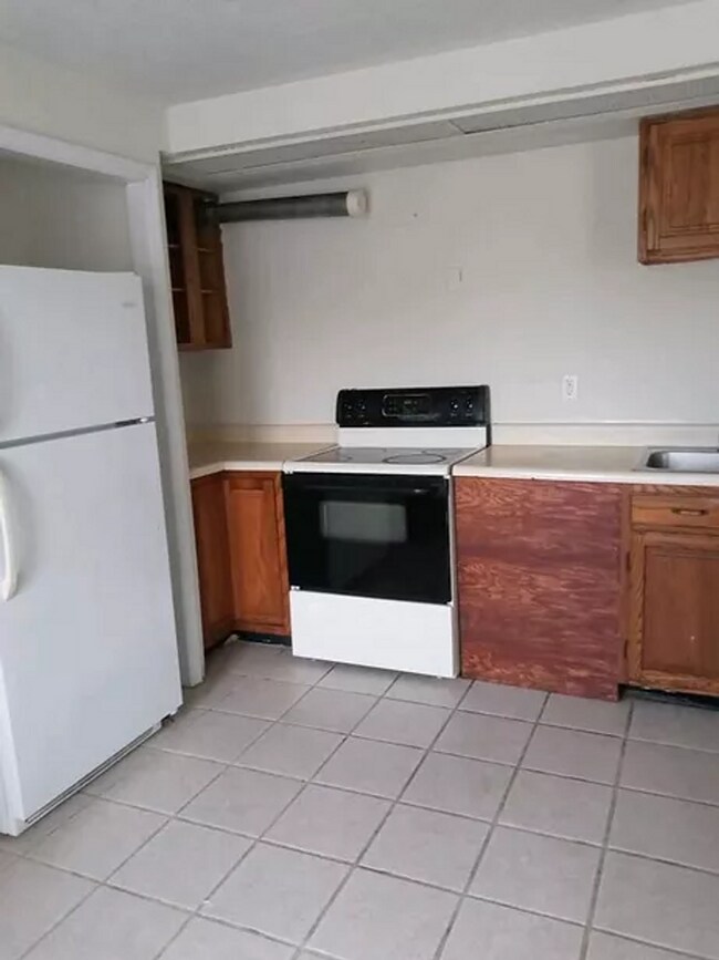 Foto del edificio - 1226-1230 W Kirkwood Avenue