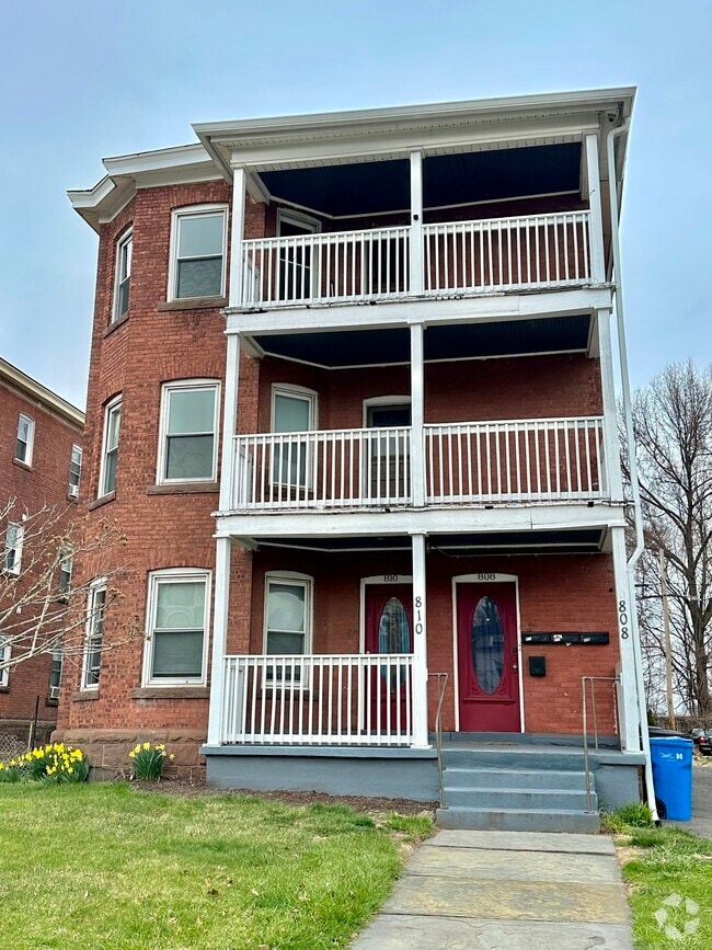 Building Photo - 808 Capitol Ave