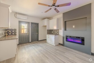 Building Photo - 3925 Verdugo Ln