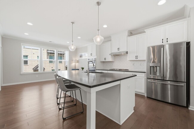 Building Photo - 507 Upper Stone Cir