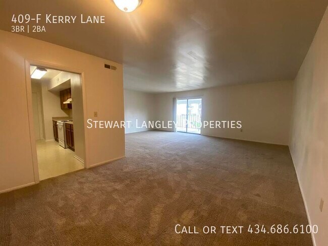 Foto del edificio - 409 Kerry Ln