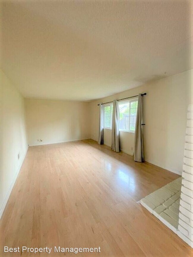 Foto del edificio - 3 br, 2 bath House - 38824 Glenview Drive