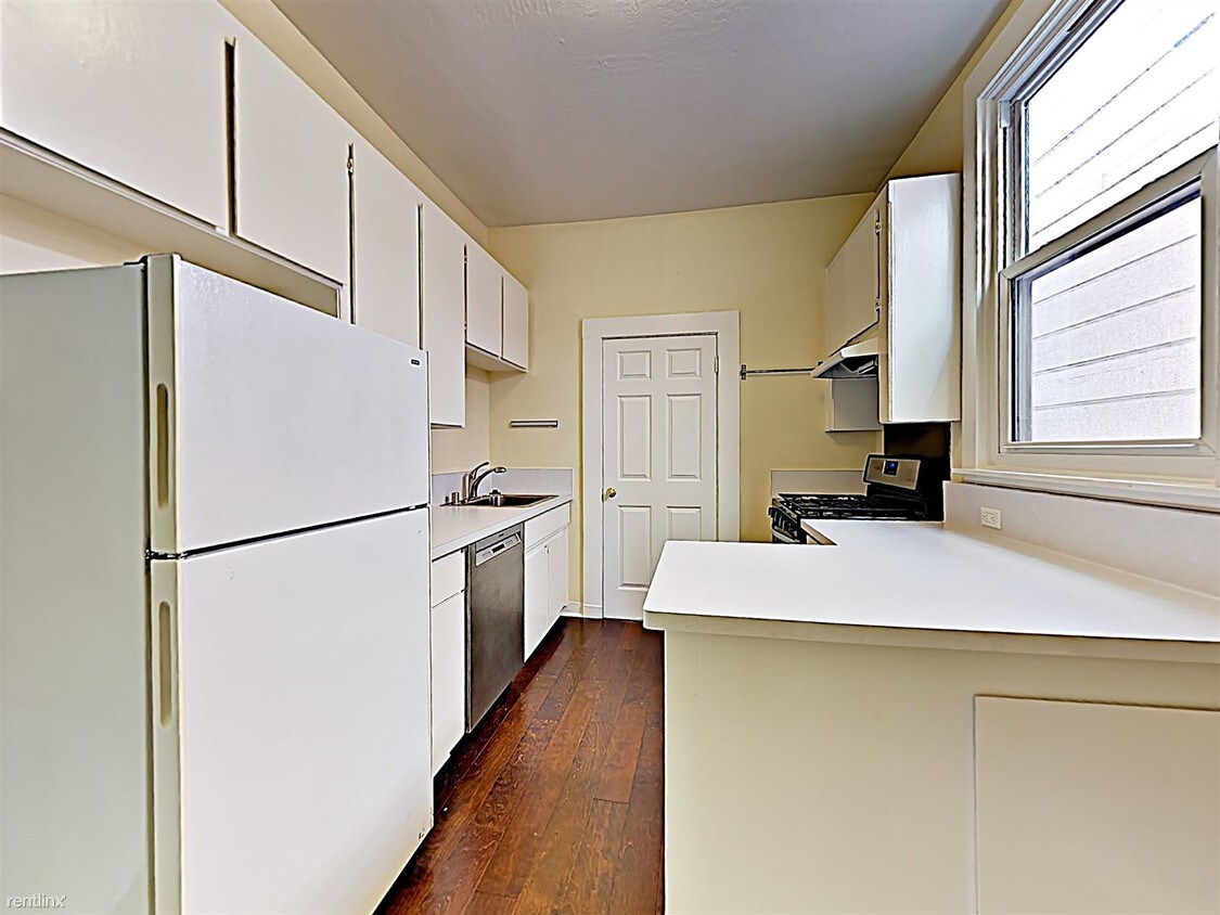 Primary Photo - 2 br, 1 bath House - 18 Lexington St