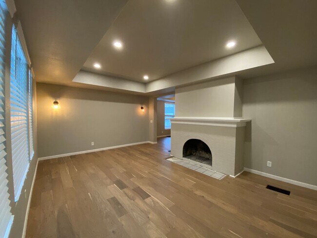 Foto del edificio - Beautifully Updated South Hill Home in Spo...