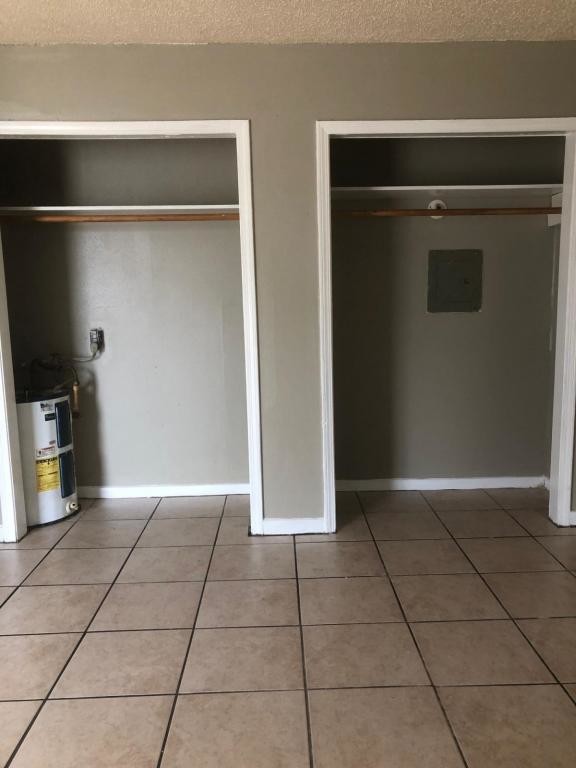 Building Photo - 4527 Tigerland