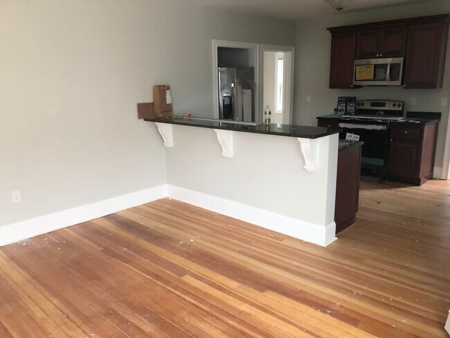 Building Photo - 1061 Massachusetts Ave