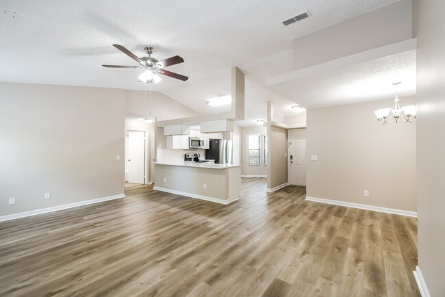 Building Photo - 3188 Chads Ct