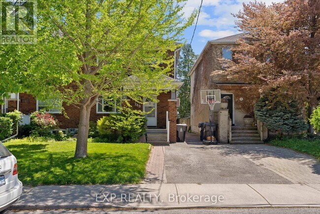 Photo du bâtiment - 249 Brookdale Ave