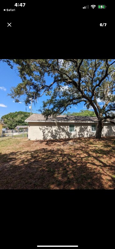 Building Photo - 511 N John St