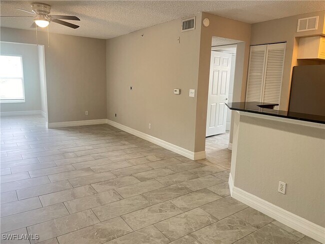 Building Photo - 8245 Ibis Club Dr