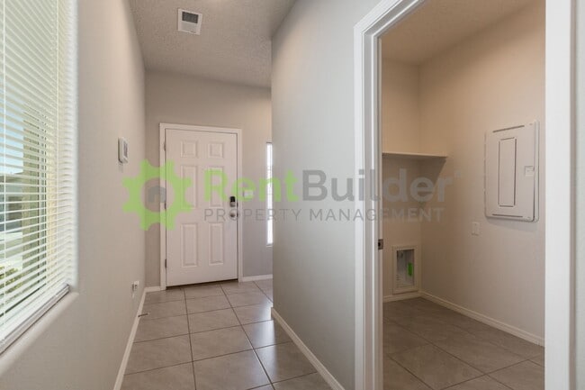 Building Photo - CALL US TODAY AT (505) 808-6467 TO SCHEDULE A CONVENIENT SHOWING
