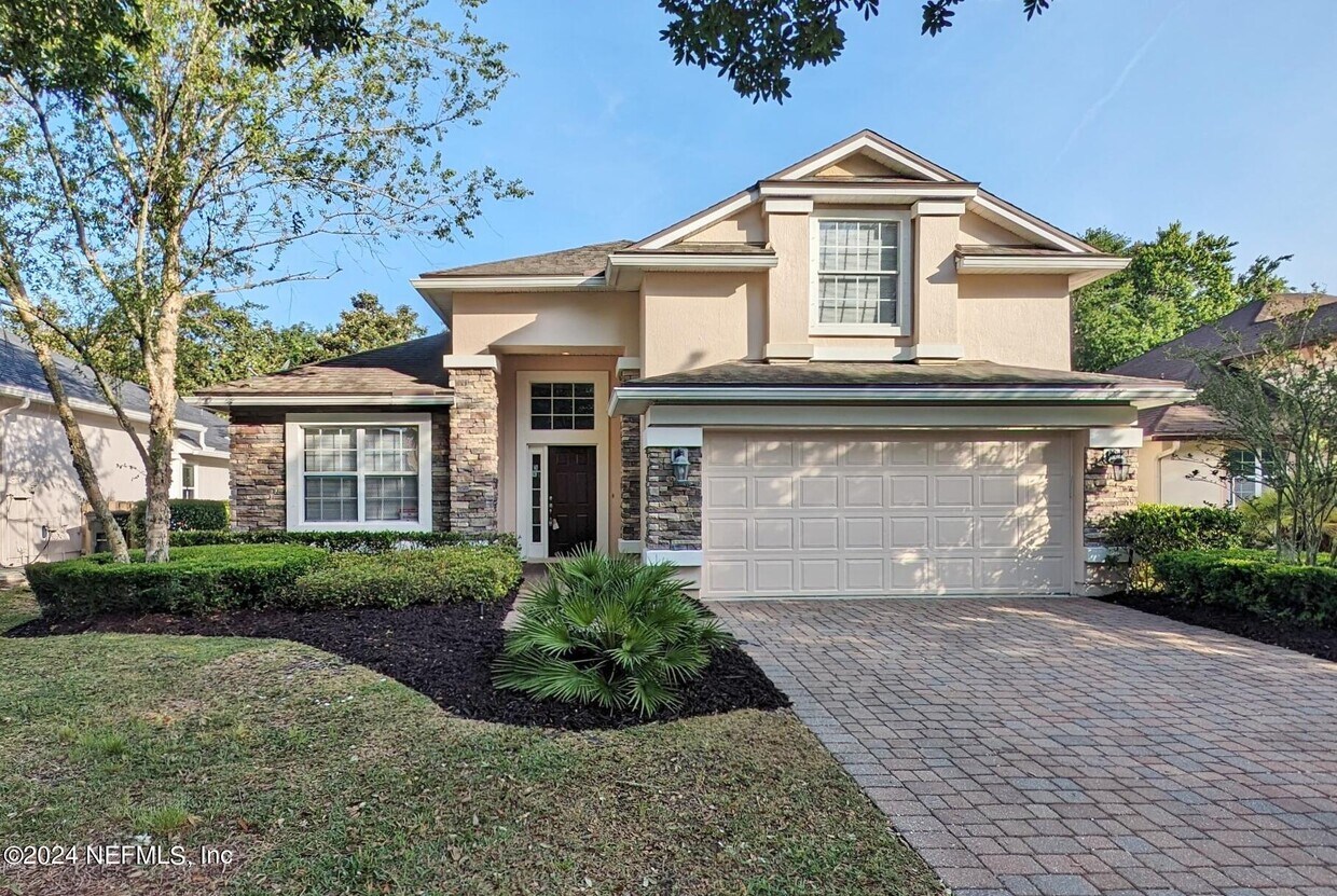 Foto principal - 55 Amherst Pl