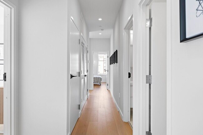 Foto del edificio - 693 Sutter St