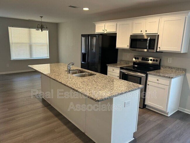 Foto del edificio - 156 Meadowbrooke Dr