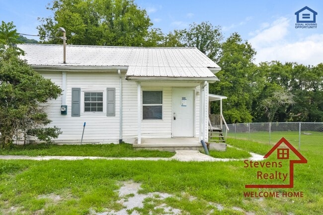 Building Photo - 109 Cassetty Ln