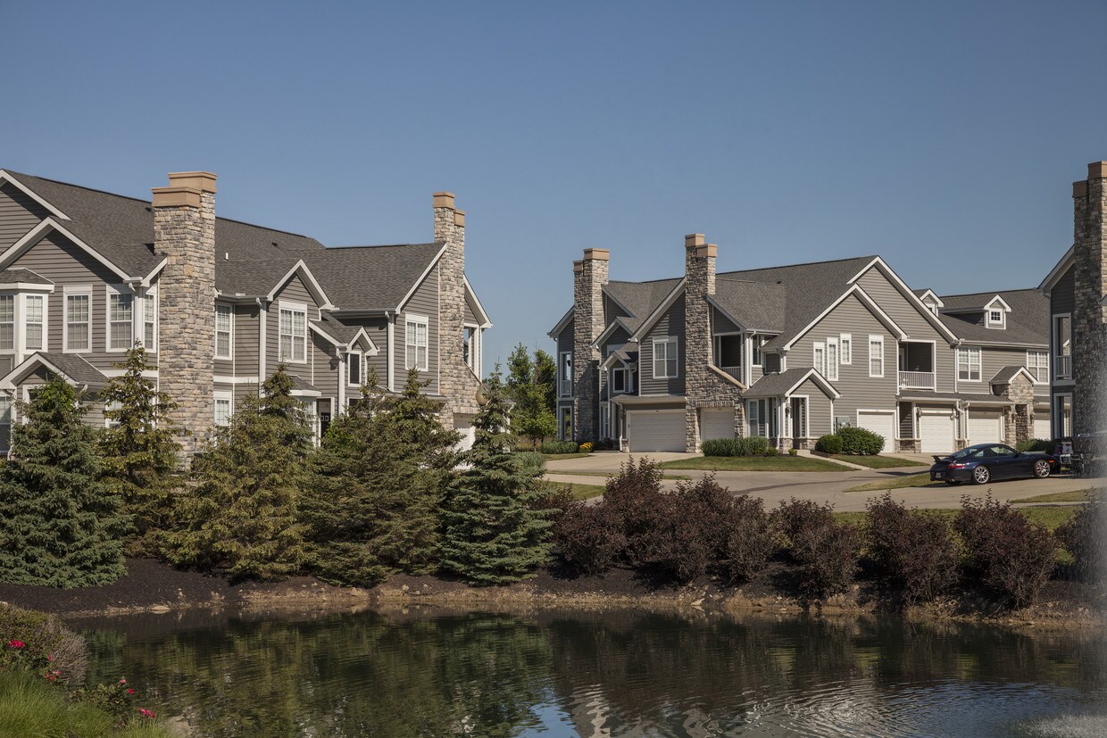The Falls at Settler's Walk Apartments Springboro, OH
