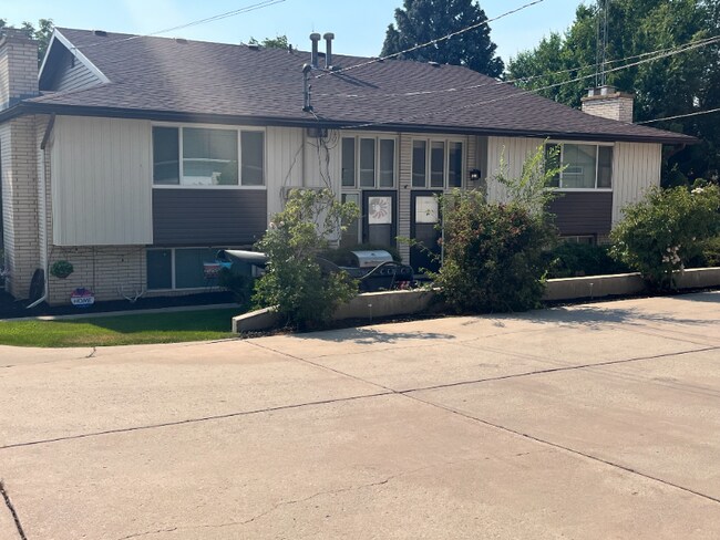 Building Photo - 533 S 200 E