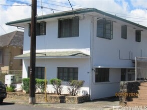 Building Photo - 118 S Kuakini St