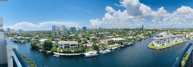 Foto del edificio - 401 Golden Isles Dr