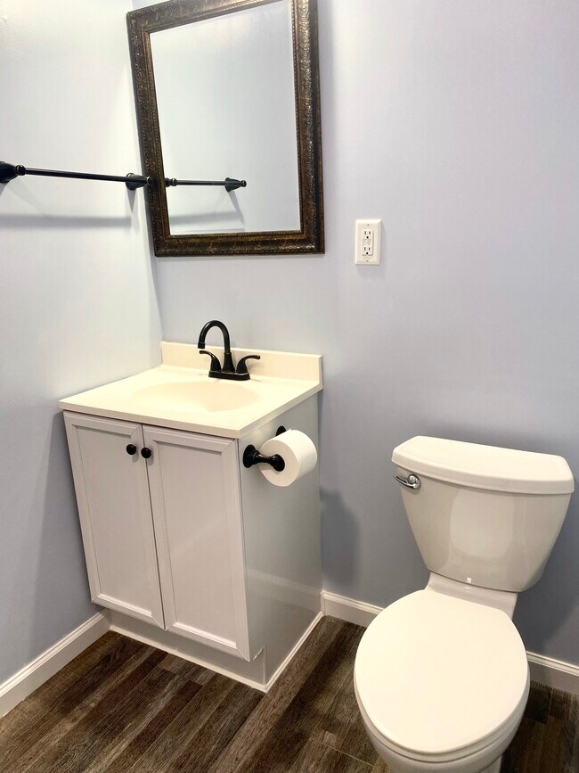 Foto del edificio - 932 Solen Williams Rd