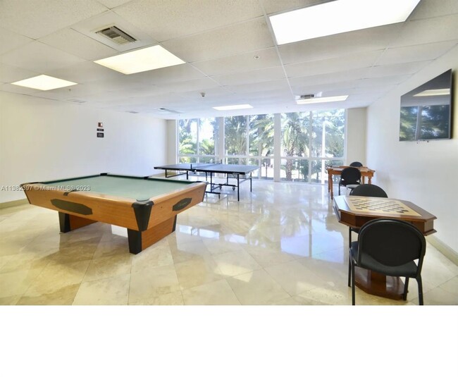 Building Photo - 3500 Coral Way