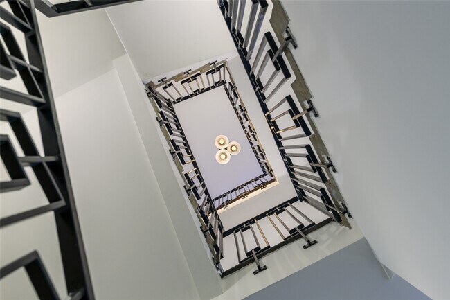 Foto del edificio - 1016 Crocker St