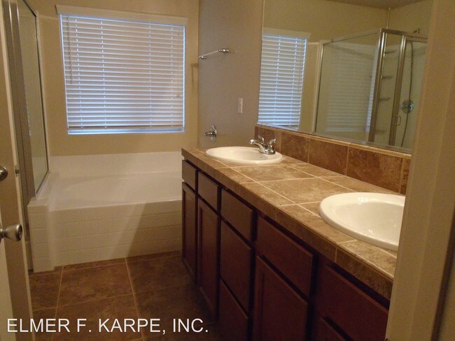 Foto del edificio - 3 br, 2 bath House - 9515 RED ROCK CREEK WAY