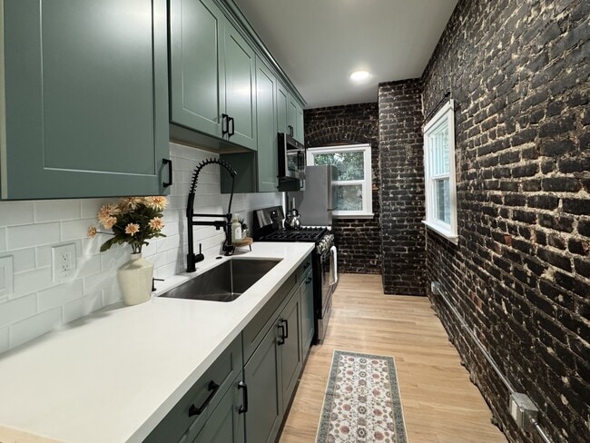 Building Photo - 1 month FREE on select units! Live Bright at The Ansley!