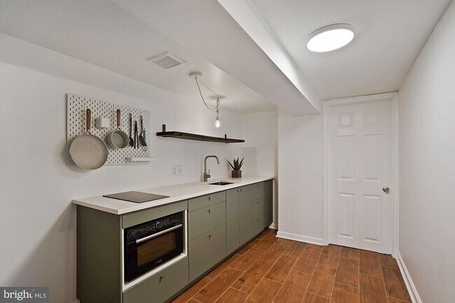 Foto del edificio - 4123 New Hampshire Ave NW