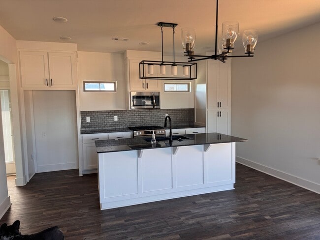 Photo - 222 Nebo St House