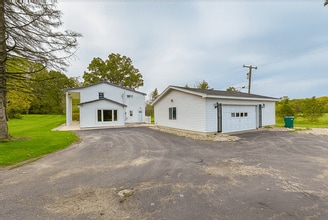 Building Photo - 6170 Gregory Rd