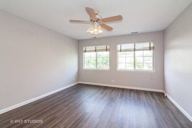 Building Photo - 1069 Ripple Ridge