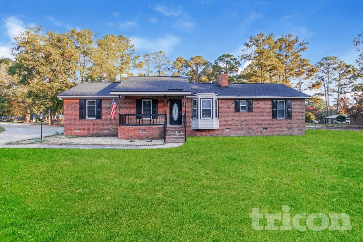 Foto principal - 101 N Lakeside Dr