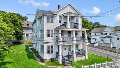Building Photo - 1105 N Main St