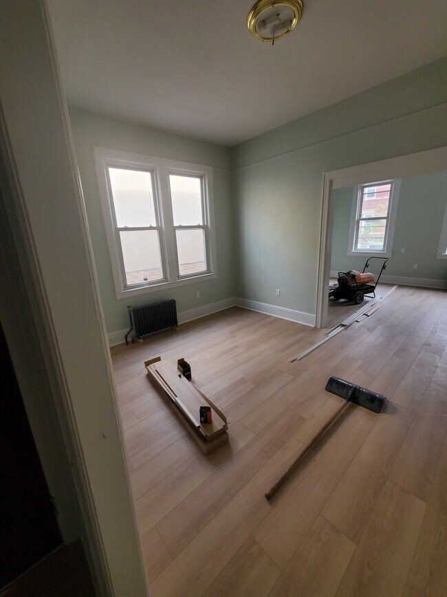 Building Photo - 2830 43rd St