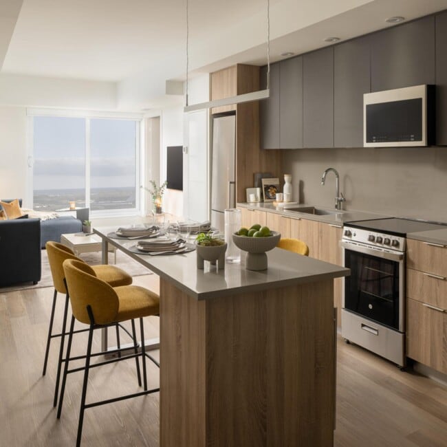 Building Photo - Maple House at Canary Landing
