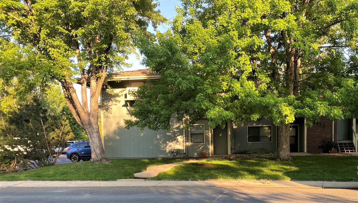 Affordable 3 Bed 2 Bath Condo, Attached Garage, on Quiet Street in Lafayette - Affordable 3 Bed 2 Bath Condo, Attached Garage, on Quiet Street in Lafayette