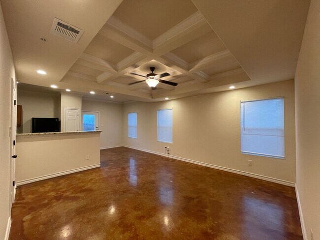 Foto del edificio - Townhome for rent