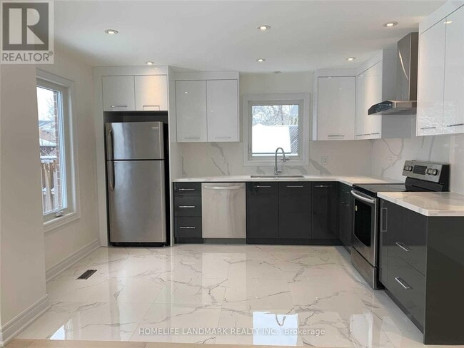 Building Photo - 73 Port Royal Trail